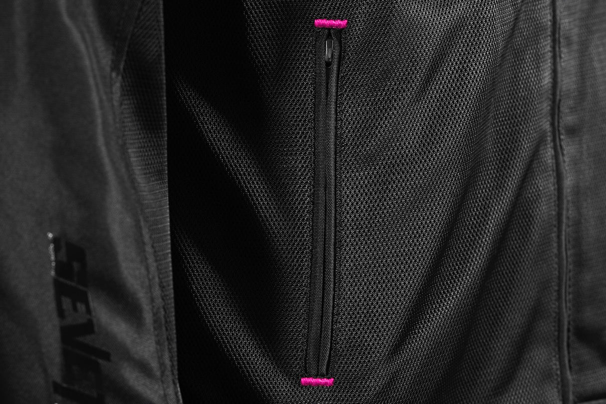 (6525d4cafa90a72e3c8d7096bc3bffa1)