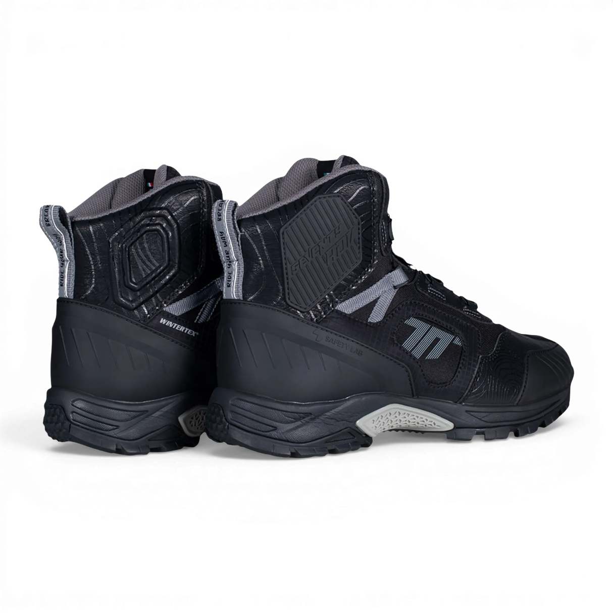 Botas de moto de invierno touring adventure Seventy Degrees SD-BA7 Stelvio bajas negras y grises