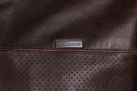 (8b58d2649b83def3fb01f4bc53abec8c)