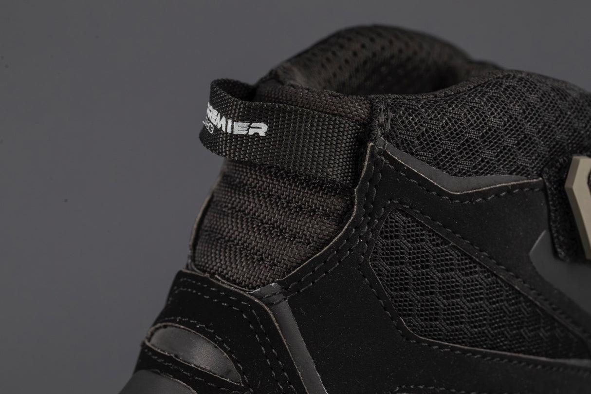 (1b94abc814e14361080859b5ad567b05)